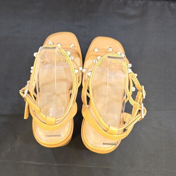 BRAND NEW SODA CAMINO-S PATENT STUDDED ANKLE STRAP HEELS - Picture 6 of 16